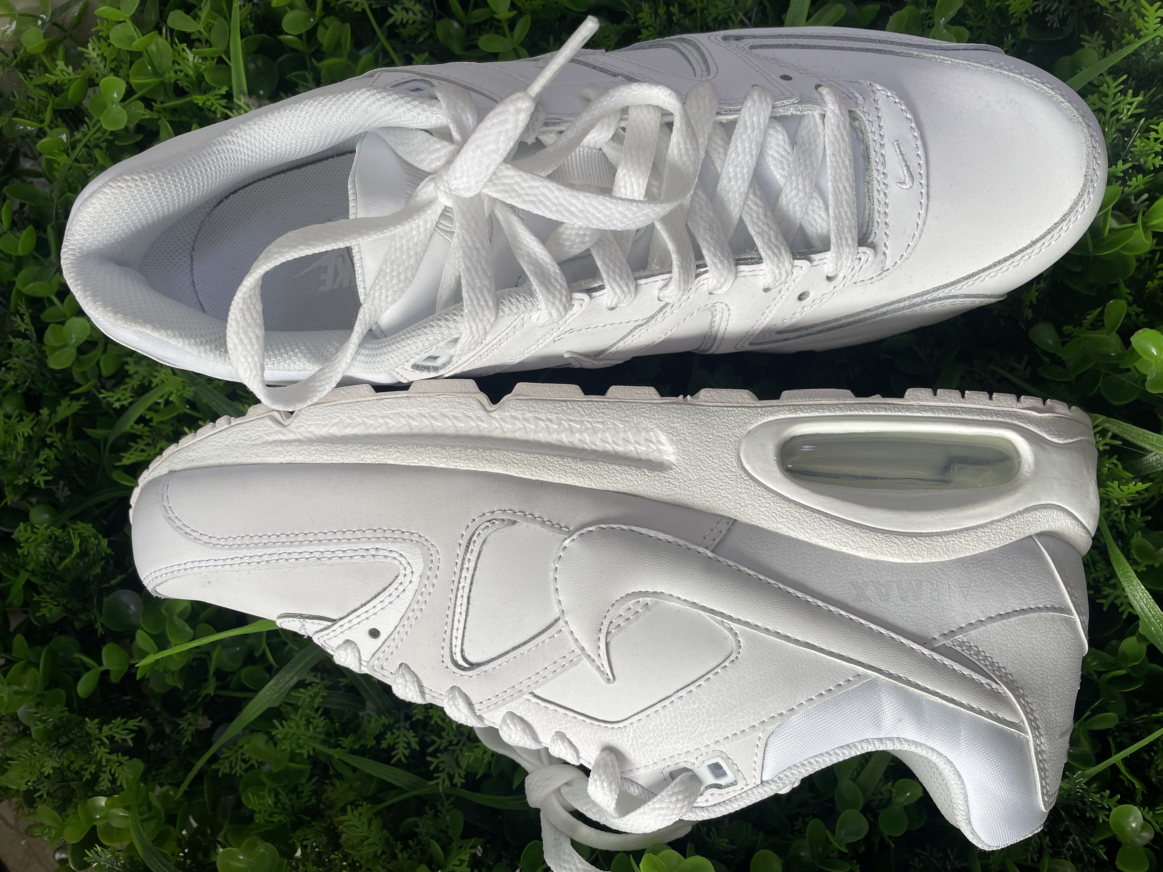 Nike Air Max Command Flex